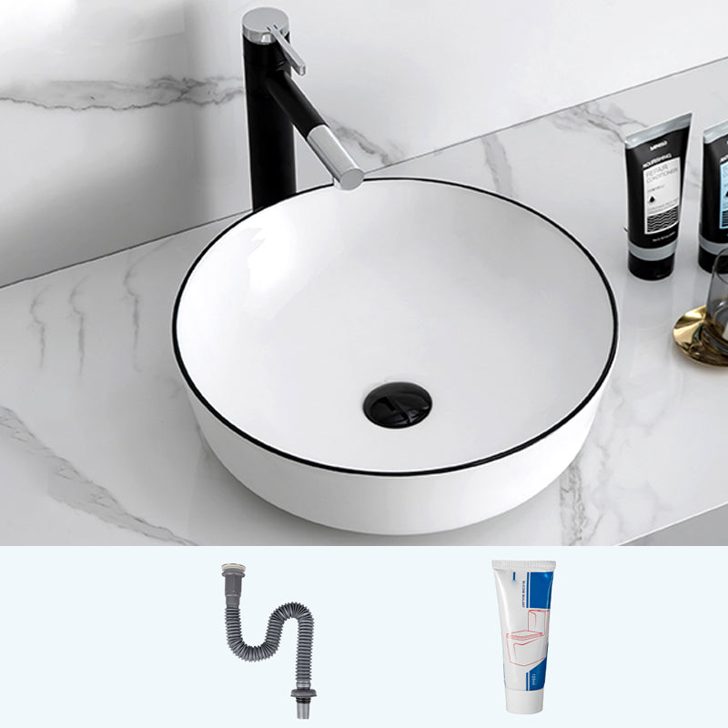 Modern Trough Bathroom Sink Round Trough Bathroom Sink with Basin 16"L x 16"W x 5"H Sink Clearhalo 'Bathroom Remodel & Bathroom Fixtures' 'Bathroom Sinks & Faucet Components' 'Bathroom Sinks' 'bathroom_sink' 'Home Improvement' 'home_improvement' 'home_improvement_bathroom_sink' 6630766