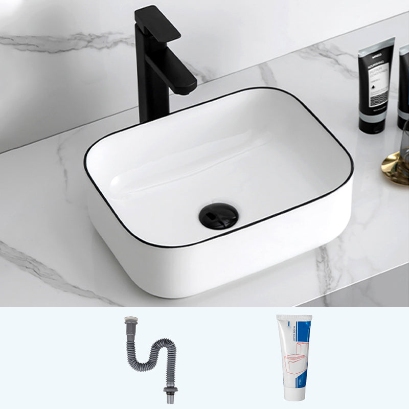 Modern Trough Bathroom Sink Round Trough Bathroom Sink with Basin 16"L x 12"W x 6"H Sink Clearhalo 'Bathroom Remodel & Bathroom Fixtures' 'Bathroom Sinks & Faucet Components' 'Bathroom Sinks' 'bathroom_sink' 'Home Improvement' 'home_improvement' 'home_improvement_bathroom_sink' 6630778