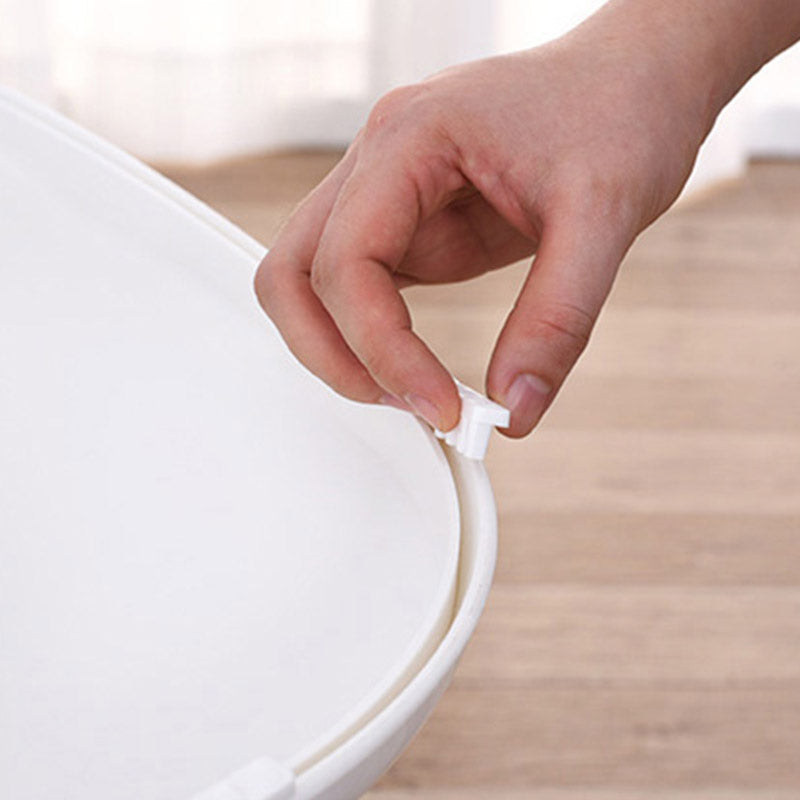 Modern Plastic Toilet Floor Mounted Toilet Bowl with Slow Close Seat for Washroom Clearhalo 'Bathroom Remodel & Bathroom Fixtures' 'Home Improvement' 'home_improvement' 'home_improvement_toilets' 'Toilets & Bidets' 'Toilets' 6639995