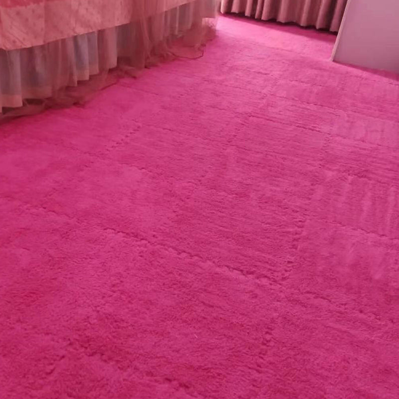 Interlocking Carpet Tiles Color Block Interlocking Carpet Floor Tile Rose Red Clearhalo 'Carpet Tiles & Carpet Squares' 'carpet_tiles_carpet_squares' 'Flooring 'Home Improvement' 'home_improvement' 'home_improvement_carpet_tiles_carpet_squares' Walls and Ceiling' 6642961