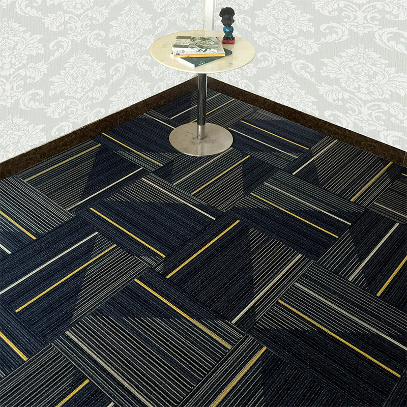 Dark Color Level Loop Carpet Tile Non-Skid Self Adhesive Indoor Office Carpet Tiles Matte Black 1'8" x 1'8" Clearhalo 'Carpet Tiles & Carpet Squares' 'carpet_tiles_carpet_squares' 'Flooring 'Home Improvement' 'home_improvement' 'home_improvement_carpet_tiles_carpet_squares' Walls and Ceiling' 6643151