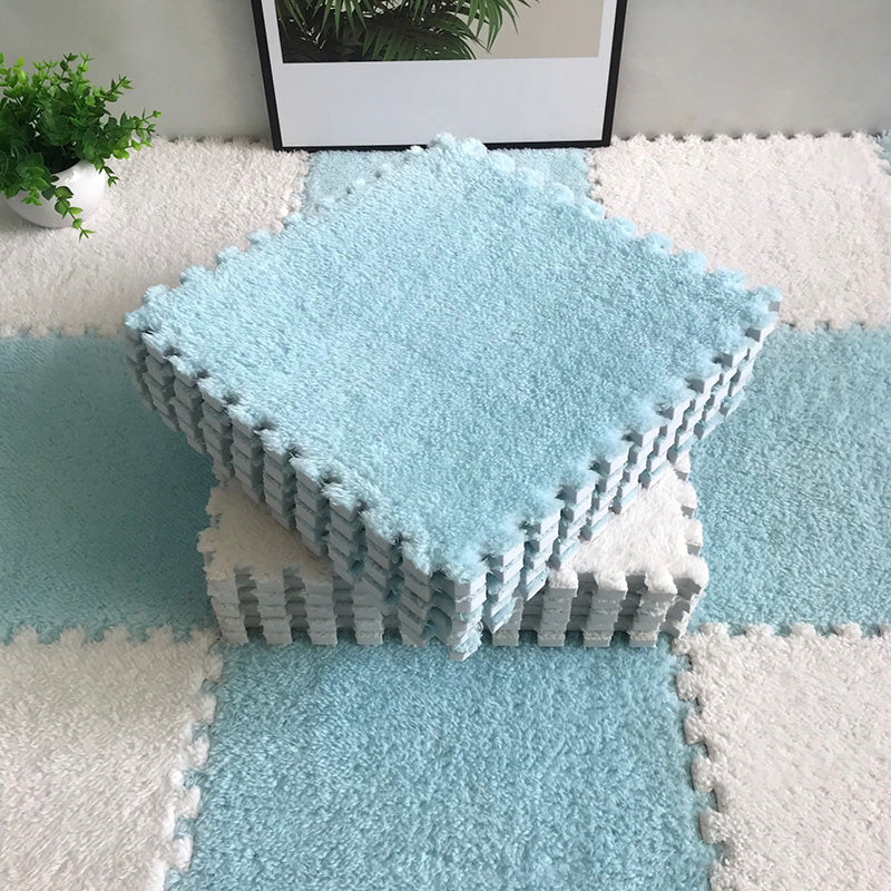 Modern Carpet Tile Level Loop Interlocking Non-Skid Carpet Tiles Sky Blue-White Clearhalo 'Carpet Tiles & Carpet Squares' 'carpet_tiles_carpet_squares' 'Flooring 'Home Improvement' 'home_improvement' 'home_improvement_carpet_tiles_carpet_squares' Walls and Ceiling' 6643277