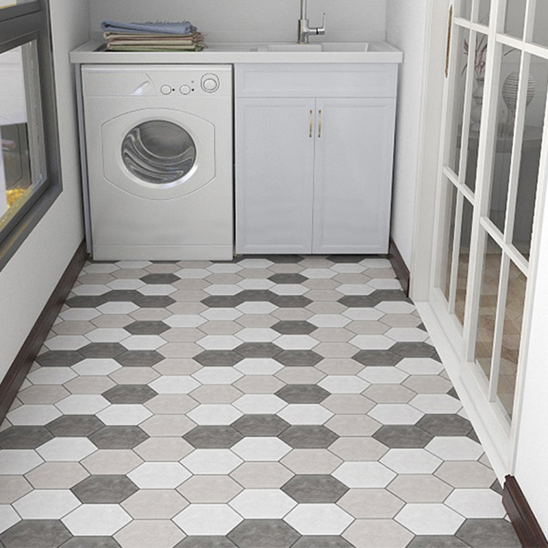 Modern Vinyl Flooring Geometric Print Peel and Stick PVC Flooring Gray-White Clearhalo 'Flooring 'Home Improvement' 'home_improvement' 'home_improvement_vinyl_flooring' 'Vinyl Flooring' 'vinyl_flooring' Walls and Ceiling' 6644368