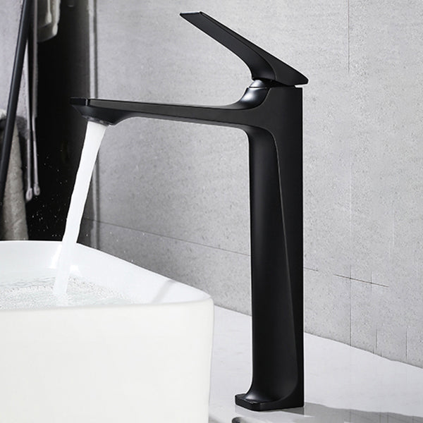 Contemporary Centerset Faucet Lever Handles Single Hole Low Arc Solid Brass Square Faucet Black 11.8" Clearhalo 'Bathroom Remodel & Bathroom Fixtures' 'Bathroom Sink Faucets' 'Bathroom Sinks & Faucet Components' 'bathroom_sink_faucets' 'Home Improvement' 'home_improvement' 'home_improvement_bathroom_sink_faucets' 6658604