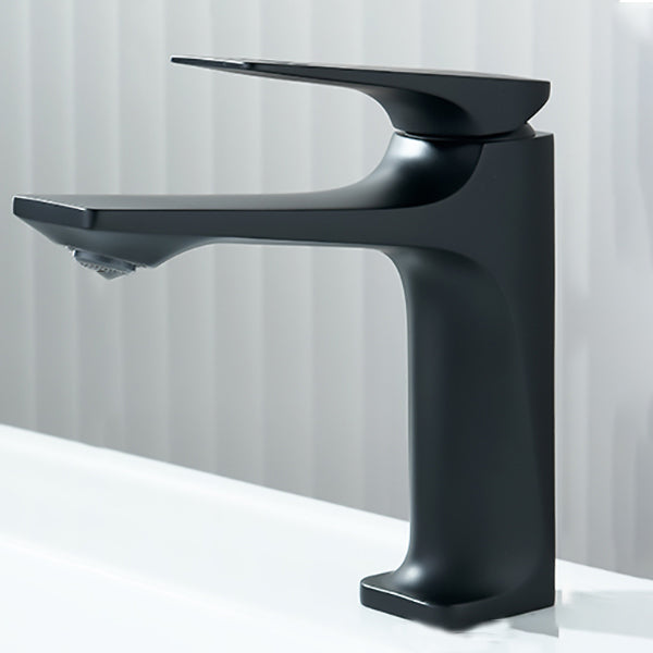 Contemporary Centerset Faucet Lever Handles Single Hole Low Arc Solid Brass Square Faucet Black 6.3" Clearhalo 'Bathroom Remodel & Bathroom Fixtures' 'Bathroom Sink Faucets' 'Bathroom Sinks & Faucet Components' 'bathroom_sink_faucets' 'Home Improvement' 'home_improvement' 'home_improvement_bathroom_sink_faucets' 6658613