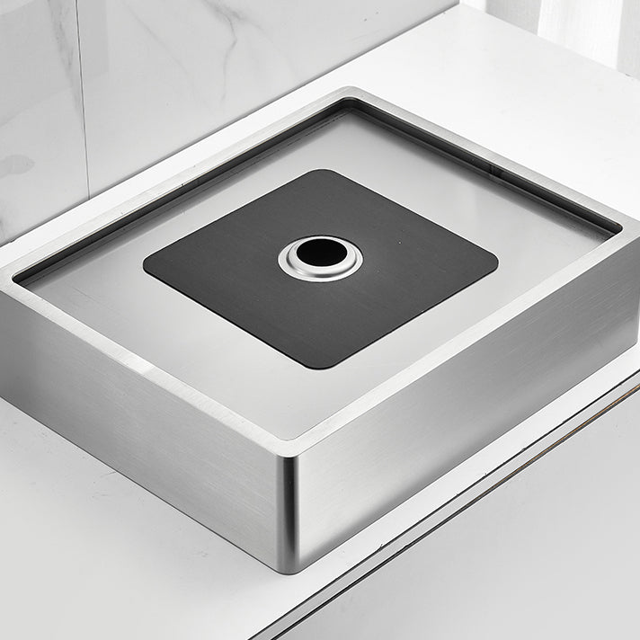 Modern Style Bathroom Sink Stainless Steel Noise-cancelling Design Bathroom Sink Clearhalo 'Bathroom Remodel & Bathroom Fixtures' 'Bathroom Sinks & Faucet Components' 'Bathroom Sinks' 'bathroom_sink' 'Home Improvement' 'home_improvement' 'home_improvement_bathroom_sink' 6659004