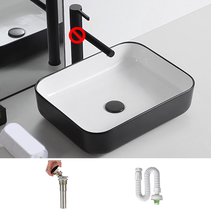 Modern Trough Bathroom Sink White and Black Trough Bathroom Sink 16"L x 12"W x 5"H Black White Sink Clearhalo 'Bathroom Remodel & Bathroom Fixtures' 'Bathroom Sinks & Faucet Components' 'Bathroom Sinks' 'bathroom_sink' 'Home Improvement' 'home_improvement' 'home_improvement_bathroom_sink' 6659015