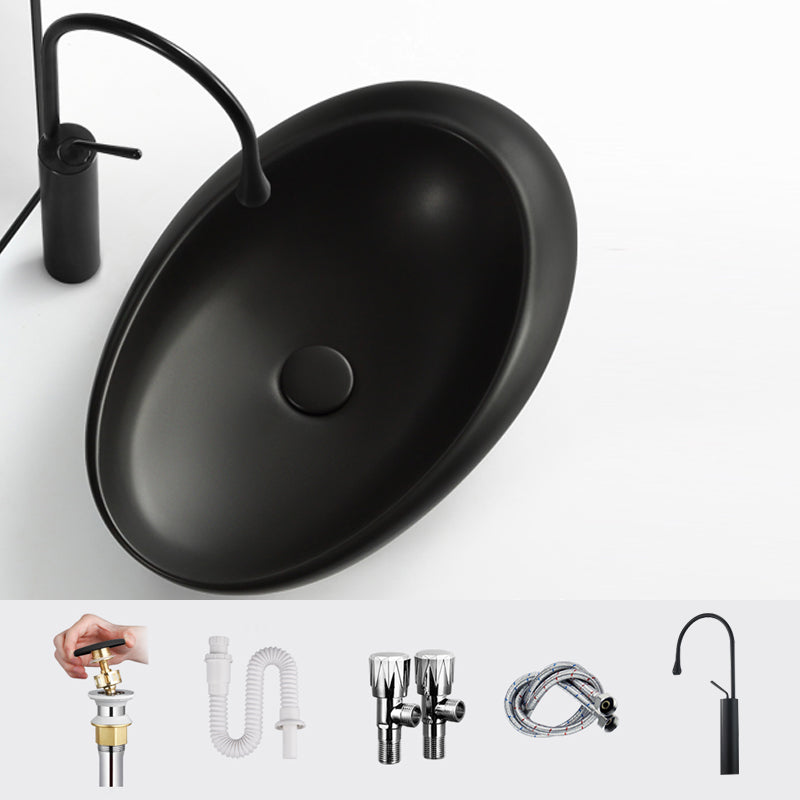 Modern Vessel Bathroom Sink Porcelain Oval Shut-Off Valve Included Vessel 22.8"L x 14.6"W x 5.1"H Black Gooseneck Faucet Clearhalo 'Bathroom Remodel & Bathroom Fixtures' 'Bathroom Sinks & Faucet Components' 'Bathroom Sinks' 'bathroom_sink' 'Home Improvement' 'home_improvement' 'home_improvement_bathroom_sink' 6659072