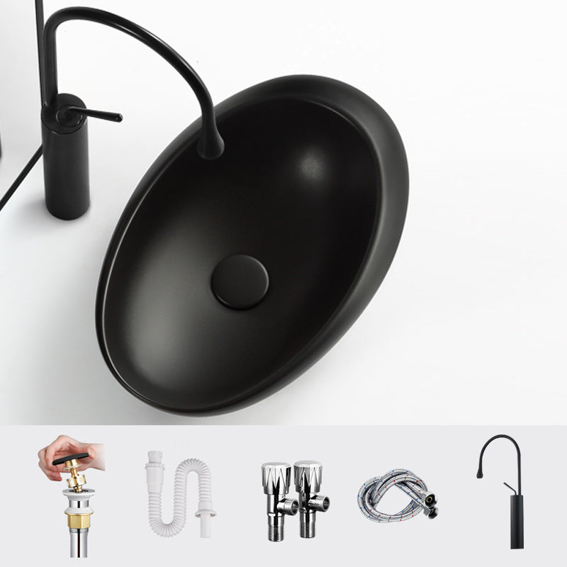 Modern Vessel Bathroom Sink Porcelain Oval Shut-Off Valve Included Vessel 18.5"L x 11.4"W x 5.1"H Black Gooseneck Faucet Clearhalo 'Bathroom Remodel & Bathroom Fixtures' 'Bathroom Sinks & Faucet Components' 'Bathroom Sinks' 'bathroom_sink' 'Home Improvement' 'home_improvement' 'home_improvement_bathroom_sink' 6659080