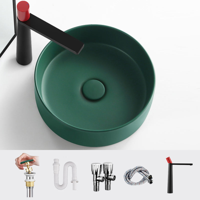 Porcelain Green and Grey Trough Bathroom Sink Modern Trough Bathroom Sink 14"L x 14"W x 5"H Green Low Profile Clearhalo 'Bathroom Remodel & Bathroom Fixtures' 'Bathroom Sinks & Faucet Components' 'Bathroom Sinks' 'bathroom_sink' 'Home Improvement' 'home_improvement' 'home_improvement_bathroom_sink' 6659117