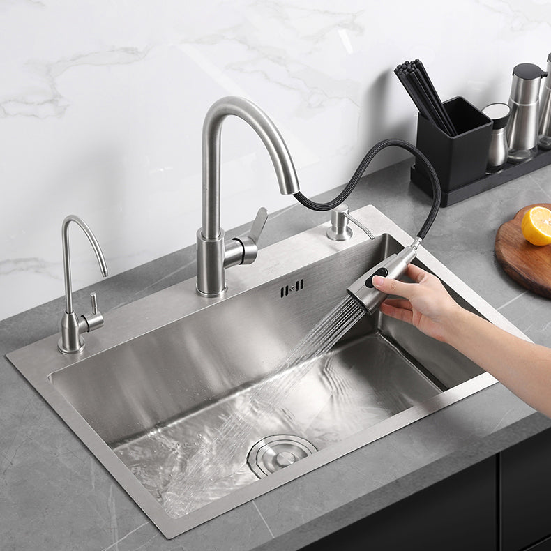 Modern Kitchen Sink Stainless Steel Kitchen Sink with Drain Strainer Kit Clearhalo 'Home Improvement' 'home_improvement' 'home_improvement_kitchen_sinks' 'Kitchen Remodel & Kitchen Fixtures' 'Kitchen Sinks & Faucet Components' 'Kitchen Sinks' 'kitchen_sinks' 6667344