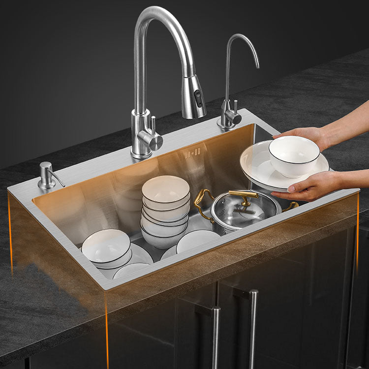 Classic Style Kitchen Sink Noise-cancelling Design Stainless Steel Kitchen Sink Clearhalo 'Home Improvement' 'home_improvement' 'home_improvement_kitchen_sinks' 'Kitchen Remodel & Kitchen Fixtures' 'Kitchen Sinks & Faucet Components' 'Kitchen Sinks' 'kitchen_sinks' 6667407
