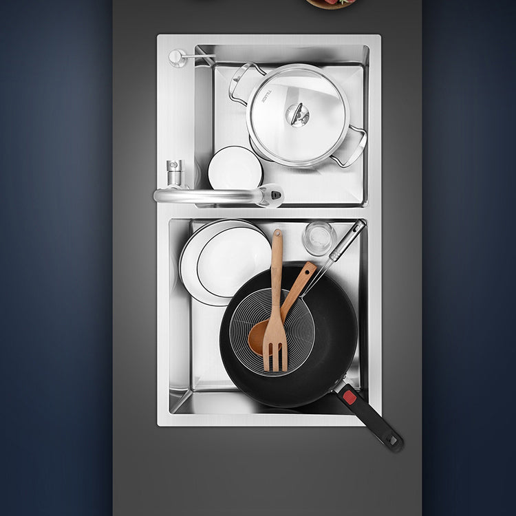 Classic Style Kitchen Sink Stainless Steel Drop-In Noise-cancelling Design Kitchen Sink Clearhalo 'Home Improvement' 'home_improvement' 'home_improvement_kitchen_sinks' 'Kitchen Remodel & Kitchen Fixtures' 'Kitchen Sinks & Faucet Components' 'Kitchen Sinks' 'kitchen_sinks' 6667467