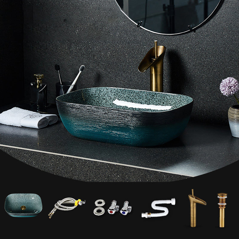 Traditional Vessel Sink Vitreous China Oval with Pop-Up Drain Bathroom Sink 18"L x 12"W x 6"H Sink with Faucet Clearhalo 'Bathroom Remodel & Bathroom Fixtures' 'Bathroom Sinks & Faucet Components' 'Bathroom Sinks' 'bathroom_sink' 'Home Improvement' 'home_improvement' 'home_improvement_bathroom_sink' 6667536