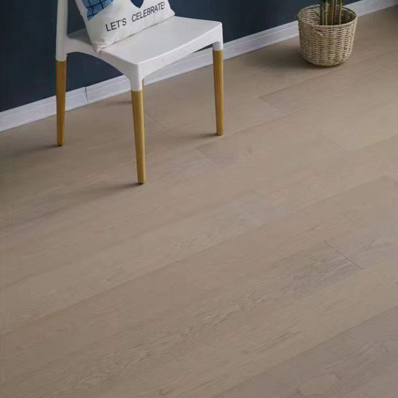 Natural Laminate Floor Textured Scratch Resistant Oak Laminate Flooring Khaki Clearhalo 'Flooring 'Home Improvement' 'home_improvement' 'home_improvement_laminate_flooring' 'Laminate Flooring' 'laminate_flooring' Walls and Ceiling' 6668092