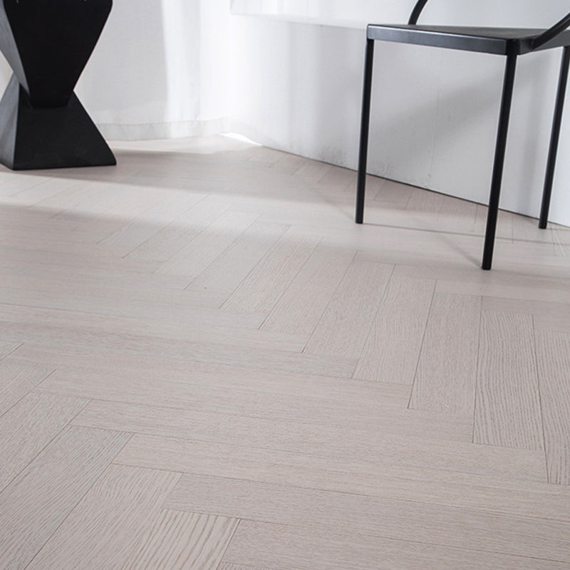 Natural Oak Laminate Floor Click-Lock Laminate Plank Flooring Off-White Clearhalo 'Flooring 'Home Improvement' 'home_improvement' 'home_improvement_laminate_flooring' 'Laminate Flooring' 'laminate_flooring' Walls and Ceiling' 6668107