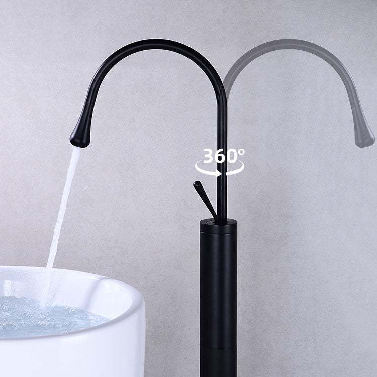 Modern Floor Mounted Single Handle Freestanding Tub Filler Metal Freestanding Faucet Clearhalo 'Bathroom Remodel & Bathroom Fixtures' 'Bathtub Faucets' 'bathtub_faucets' 'Home Improvement' 'home_improvement' 'home_improvement_bathtub_faucets' 6668210