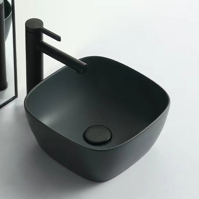 Classic Style Bathroom Sink Stainless Steel Bathroom Sink with Drain Strainer Kit Clearhalo 'Bathroom Remodel & Bathroom Fixtures' 'Bathroom Sinks & Faucet Components' 'Bathroom Sinks' 'bathroom_sink' 'Home Improvement' 'home_improvement' 'home_improvement_bathroom_sink' 6681390