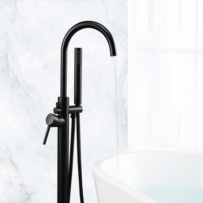 Contemporary Metal Freestanding Faucet Floor Mounted Freestanding Bathtub Faucet Clearhalo 'Bathroom Remodel & Bathroom Fixtures' 'Bathtub Faucets' 'bathtub_faucets' 'Home Improvement' 'home_improvement' 'home_improvement_bathtub_faucets' 6681597