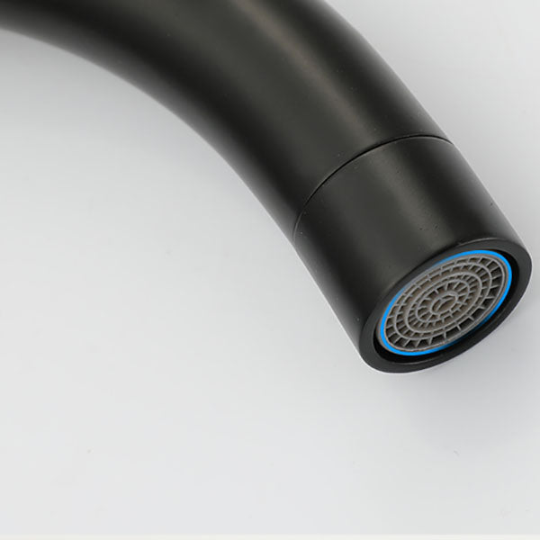 Contemporary Metal Freestanding Faucet Floor Mounted Freestanding Bathtub Faucet Clearhalo 'Bathroom Remodel & Bathroom Fixtures' 'Bathtub Faucets' 'bathtub_faucets' 'Home Improvement' 'home_improvement' 'home_improvement_bathtub_faucets' 6681603