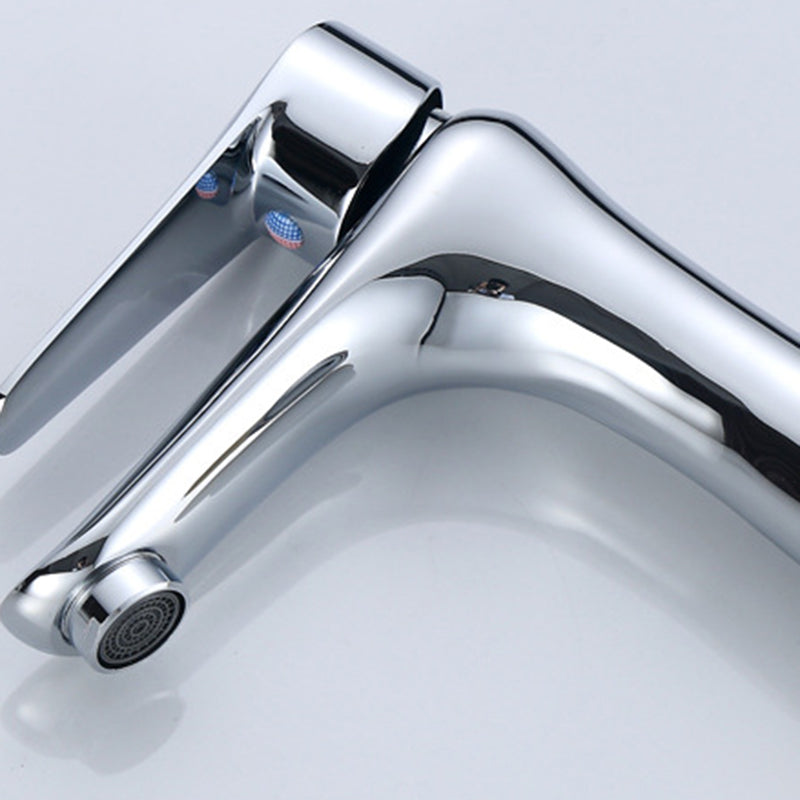 Single Hole Lavatory Faucet Lever Handle 1 Hole Faucet for Bathroom Clearhalo 'Bathroom Remodel & Bathroom Fixtures' 'Bathroom Sink Faucets' 'Bathroom Sinks & Faucet Components' 'bathroom_sink_faucets' 'Home Improvement' 'home_improvement' 'home_improvement_bathroom_sink_faucets' 6694031