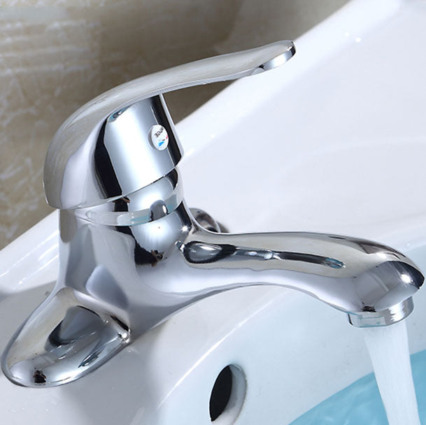 Modern Kitchen Faucet Brass with Supply Lines and Deck Plate Low Profile Bar Faucet Clearhalo 'Home Improvement' 'home_improvement' 'home_improvement_kitchen_faucets' 'Kitchen Faucets' 'Kitchen Remodel & Kitchen Fixtures' 'Kitchen Sinks & Faucet Components' 'kitchen_faucets' 6694078