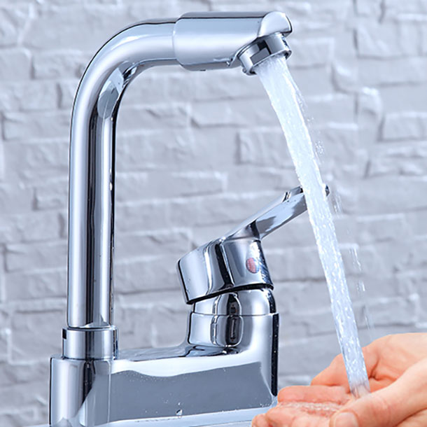 Modern Kitchen Faucet Brass with Supply Lines and Deck Plate Low Profile Bar Faucet Clearhalo 'Home Improvement' 'home_improvement' 'home_improvement_kitchen_faucets' 'Kitchen Faucets' 'Kitchen Remodel & Kitchen Fixtures' 'Kitchen Sinks & Faucet Components' 'kitchen_faucets' 6694086