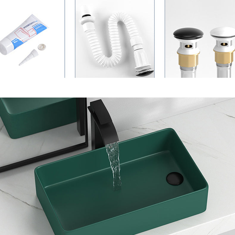 Modern Style Bathroom Sink Stainless Steel Rectangle Bathroom Sink Clearhalo 'Bathroom Remodel & Bathroom Fixtures' 'Bathroom Sinks & Faucet Components' 'Bathroom Sinks' 'bathroom_sink' 'Home Improvement' 'home_improvement' 'home_improvement_bathroom_sink' 6694777