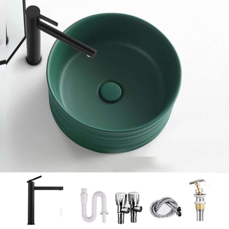 Modern Vessel Bathroom Sink Circular Porcelain with Pop-Up Drain Vessel Sink Green Round Faucet Sink with Faucet Clearhalo 'Bathroom Remodel & Bathroom Fixtures' 'Bathroom Sinks & Faucet Components' 'Bathroom Sinks' 'bathroom_sink' 'Home Improvement' 'home_improvement' 'home_improvement_bathroom_sink' 6694815