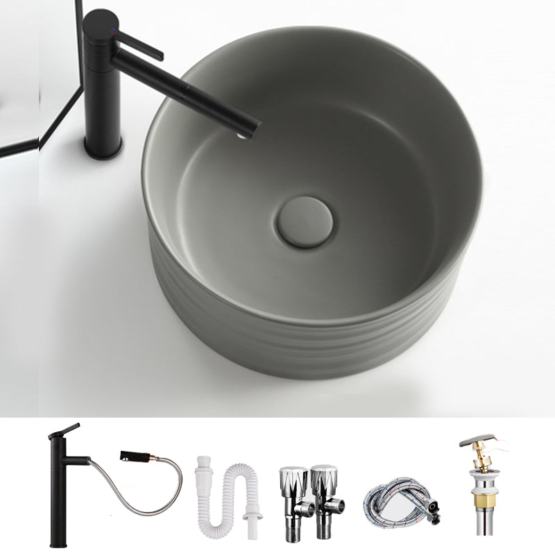 Modern Vessel Bathroom Sink Circular Porcelain with Pop-Up Drain Vessel Sink Grey Pull Out Faucet Sink with Faucet Clearhalo 'Bathroom Remodel & Bathroom Fixtures' 'Bathroom Sinks & Faucet Components' 'Bathroom Sinks' 'bathroom_sink' 'Home Improvement' 'home_improvement' 'home_improvement_bathroom_sink' 6694821