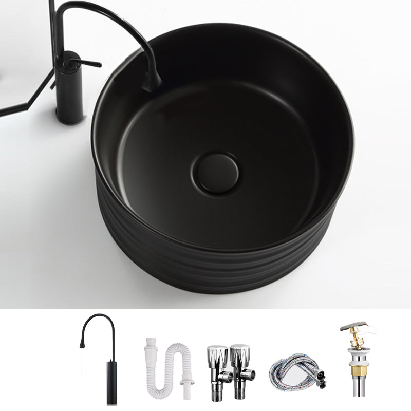Modern Vessel Bathroom Sink Circular Porcelain with Pop-Up Drain Vessel Sink Black Gooseneck Faucet Sink with Faucet Clearhalo 'Bathroom Remodel & Bathroom Fixtures' 'Bathroom Sinks & Faucet Components' 'Bathroom Sinks' 'bathroom_sink' 'Home Improvement' 'home_improvement' 'home_improvement_bathroom_sink' 6694825