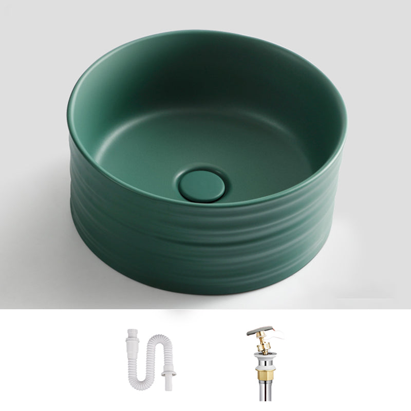 Modern Vessel Bathroom Sink Circular Porcelain with Pop-Up Drain Vessel Sink Green None Sink Clearhalo 'Bathroom Remodel & Bathroom Fixtures' 'Bathroom Sinks & Faucet Components' 'Bathroom Sinks' 'bathroom_sink' 'Home Improvement' 'home_improvement' 'home_improvement_bathroom_sink' 6694841