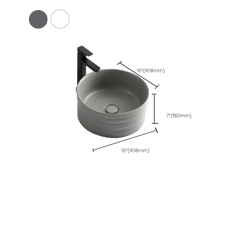 Modern Vessel Bathroom Sink Circular Porcelain with Pop-Up Drain Vessel Sink Clearhalo 'Bathroom Remodel & Bathroom Fixtures' 'Bathroom Sinks & Faucet Components' 'Bathroom Sinks' 'bathroom_sink' 'Home Improvement' 'home_improvement' 'home_improvement_bathroom_sink' 6694843