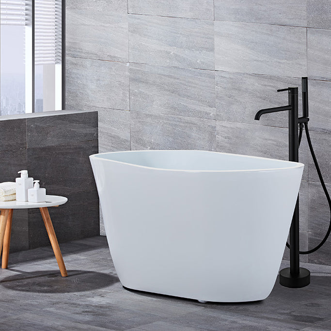Modern Floor Mounted Metal Freestanding Tub Filler One Handle Freestanding Tub Filler Trim Clearhalo 'Bathroom Remodel & Bathroom Fixtures' 'Bathtub Faucets' 'bathtub_faucets' 'Home Improvement' 'home_improvement' 'home_improvement_bathtub_faucets' 6695279