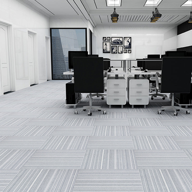 Carpet Tile Fade Resistant Solid Color Self Peel and Stick Carpet Tiles Living Room Light Gray 200-Piece Set Asphalt Clearhalo 'Carpet Tiles & Carpet Squares' 'carpet_tiles_carpet_squares' 'Flooring 'Home Improvement' 'home_improvement' 'home_improvement_carpet_tiles_carpet_squares' Walls and Ceiling' 6695543