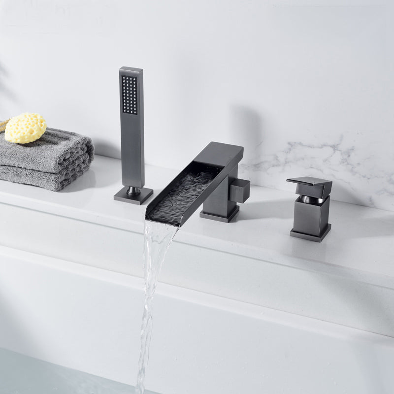 Modern Deck Mounted Copper Roman Tub Faucet Low Arc Tub Faucet Set Clearhalo 'Bathroom Remodel & Bathroom Fixtures' 'Bathtub Faucets' 'bathtub_faucets' 'Home Improvement' 'home_improvement' 'home_improvement_bathtub_faucets' 6714608