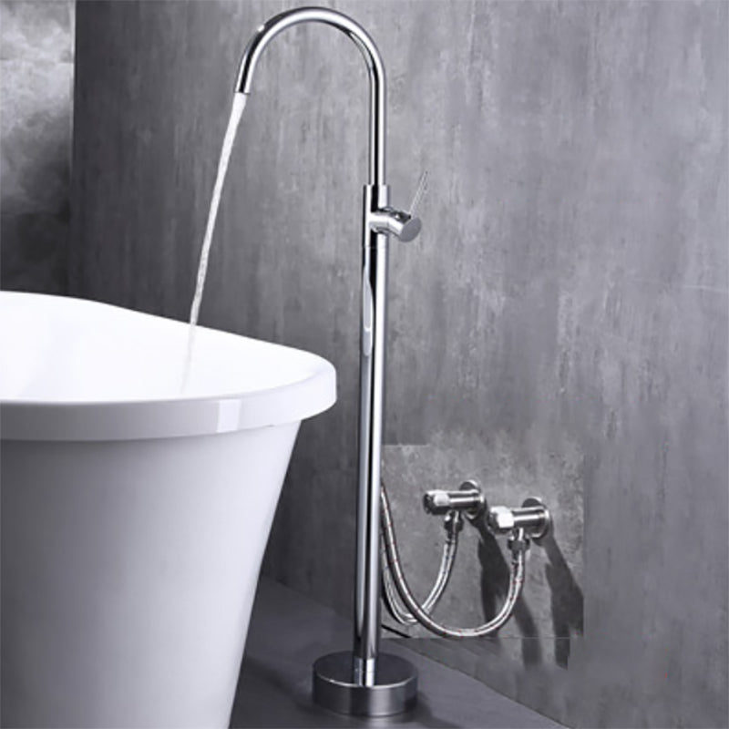 Modern Floor Mounted High Arc Freestanding Tub Filler Metal Freestanding Tub Filler Trim Chrome Round Wall Clearhalo 'Bathroom Remodel & Bathroom Fixtures' 'Bathtub Faucets' 'bathtub_faucets' 'Home Improvement' 'home_improvement' 'home_improvement_bathtub_faucets' 6714653