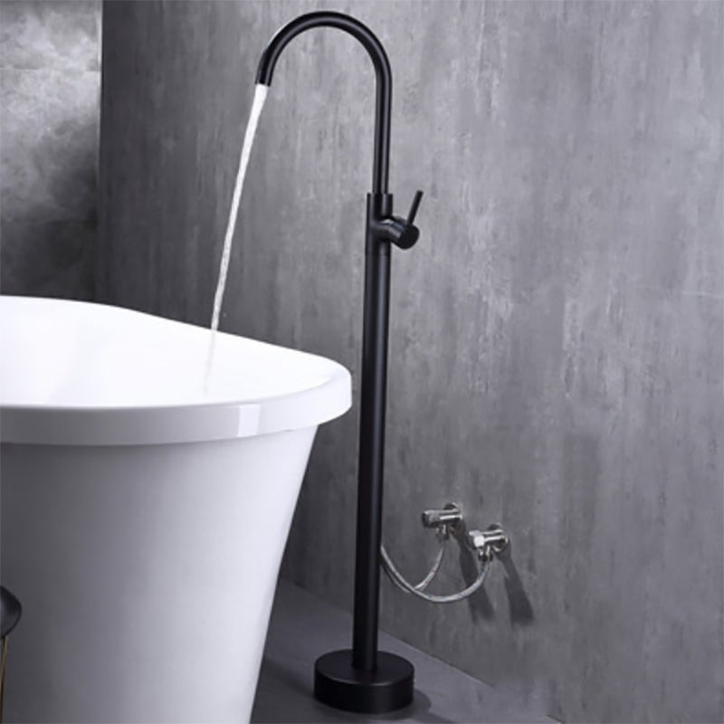 Modern Floor Mounted High Arc Freestanding Tub Filler Metal Freestanding Tub Filler Trim Black Round Wall Clearhalo 'Bathroom Remodel & Bathroom Fixtures' 'Bathtub Faucets' 'bathtub_faucets' 'Home Improvement' 'home_improvement' 'home_improvement_bathtub_faucets' 6714656