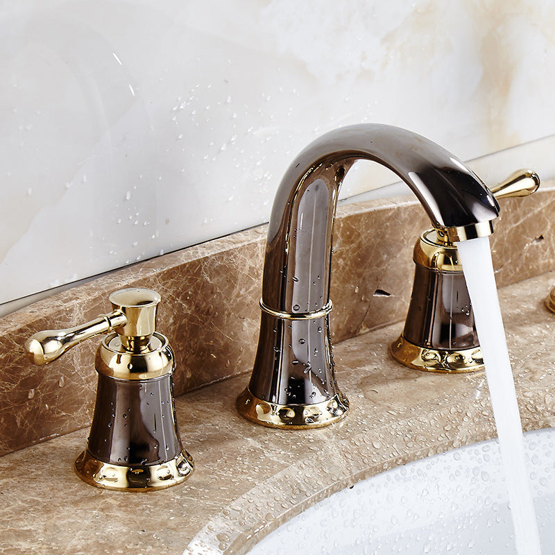 Glam Style Faucet Widespread Sink Faucet with 2 Lever Handles Champagne Clearhalo 'Bathroom Remodel & Bathroom Fixtures' 'Bathroom Sink Faucets' 'Bathroom Sinks & Faucet Components' 'bathroom_sink_faucets' 'Home Improvement' 'home_improvement' 'home_improvement_bathroom_sink_faucets' 6726956