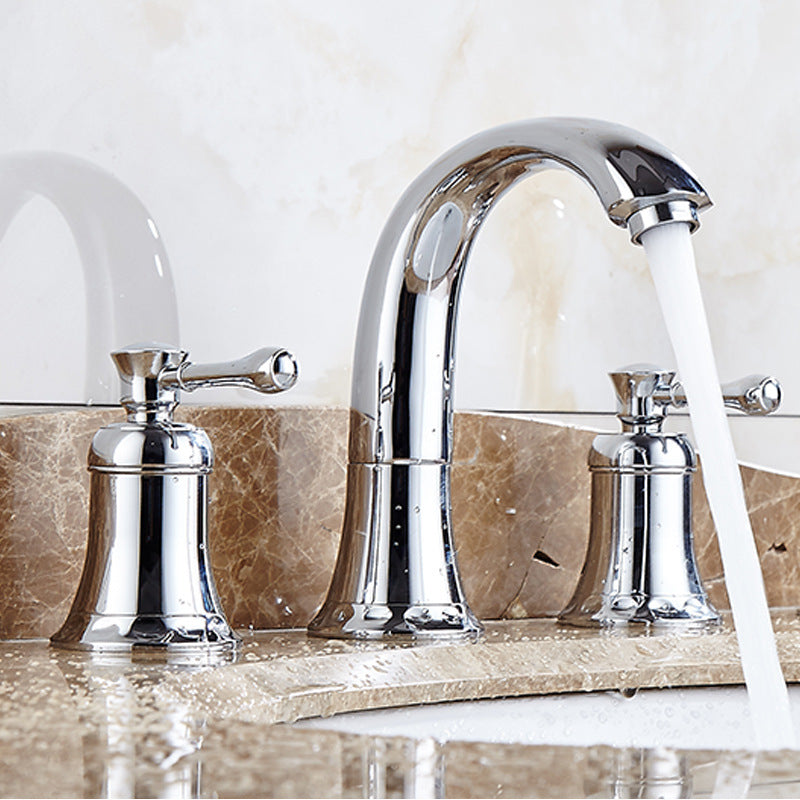 Glam Style Faucet Widespread Sink Faucet with 2 Lever Handles Silver Clearhalo 'Bathroom Remodel & Bathroom Fixtures' 'Bathroom Sink Faucets' 'Bathroom Sinks & Faucet Components' 'bathroom_sink_faucets' 'Home Improvement' 'home_improvement' 'home_improvement_bathroom_sink_faucets' 6726958
