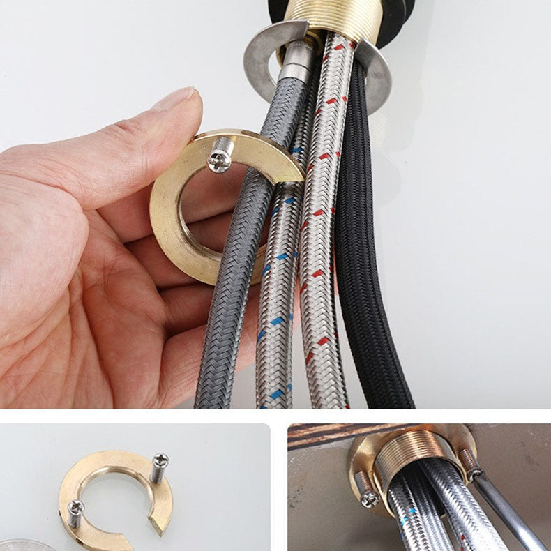 Contemporary Single Handle Kitchen Faucet 1-Hold Faucet with Pull out Sprayer Clearhalo 'Home Improvement' 'home_improvement' 'home_improvement_kitchen_faucets' 'Kitchen Faucets' 'Kitchen Remodel & Kitchen Fixtures' 'Kitchen Sinks & Faucet Components' 'kitchen_faucets' 6727208