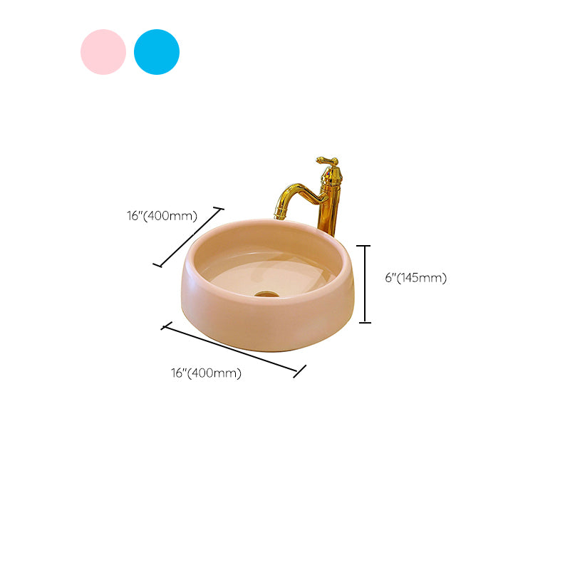 Traditional Bathroom Sink Porcelain Round Vessel Sink with Pop-Up Drain Clearhalo 'Bathroom Remodel & Bathroom Fixtures' 'Bathroom Sinks & Faucet Components' 'Bathroom Sinks' 'bathroom_sink' 'Home Improvement' 'home_improvement' 'home_improvement_bathroom_sink' 6727534