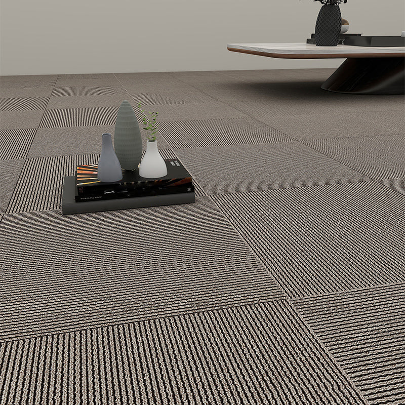 Modern Level Loop Carpet Tiles Solid Color Non-Skid Tiles and Carpet Light Brown Clearhalo 'Carpet Tiles & Carpet Squares' 'carpet_tiles_carpet_squares' 'Flooring 'Home Improvement' 'home_improvement' 'home_improvement_carpet_tiles_carpet_squares' Walls and Ceiling' 6728513