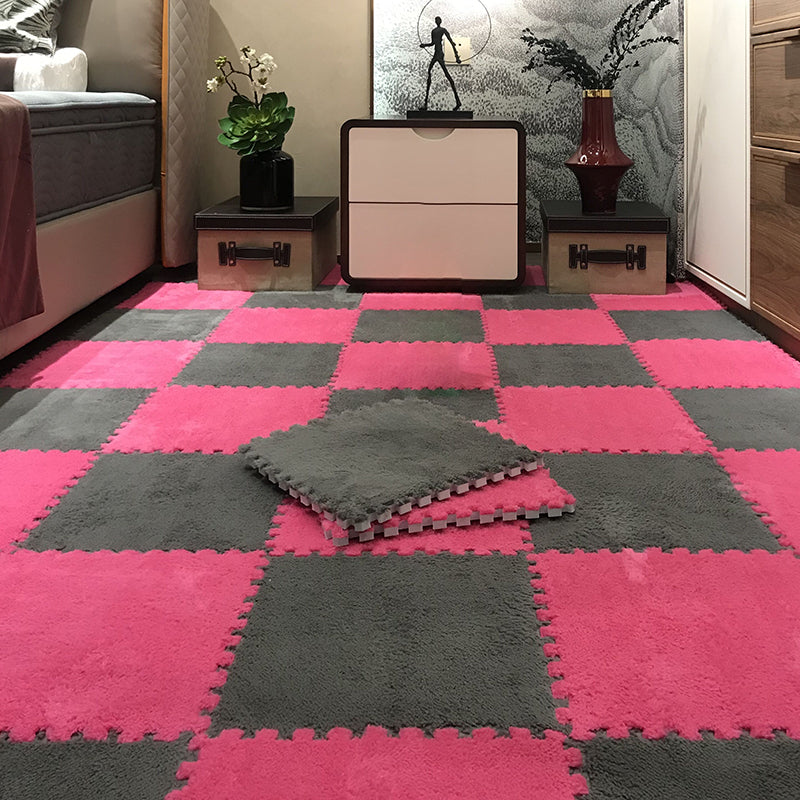 Carpet Floor Tile Level Loop Interlocking Non-Skid Carpet Tiles Rose Red Clearhalo 'Carpet Tiles & Carpet Squares' 'carpet_tiles_carpet_squares' 'Flooring 'Home Improvement' 'home_improvement' 'home_improvement_carpet_tiles_carpet_squares' Walls and Ceiling' 6728578