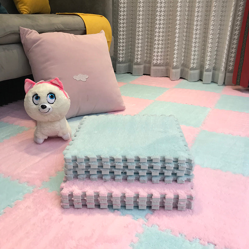 Carpet Floor Tile Level Loop Interlocking Non-Skid Carpet Tiles Sky Blue Pink Clearhalo 'Carpet Tiles & Carpet Squares' 'carpet_tiles_carpet_squares' 'Flooring 'Home Improvement' 'home_improvement' 'home_improvement_carpet_tiles_carpet_squares' Walls and Ceiling' 6728596