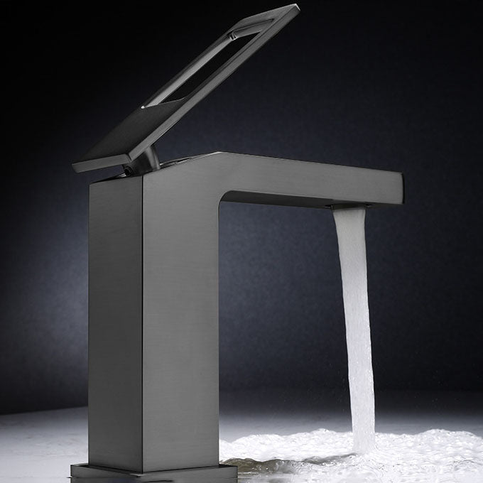 Lever Handle Faucet Glam Style Vessel Sink Faucet for Bathroom Clearhalo 'Bathroom Remodel & Bathroom Fixtures' 'Bathroom Sink Faucets' 'Bathroom Sinks & Faucet Components' 'bathroom_sink_faucets' 'Home Improvement' 'home_improvement' 'home_improvement_bathroom_sink_faucets' 6742784