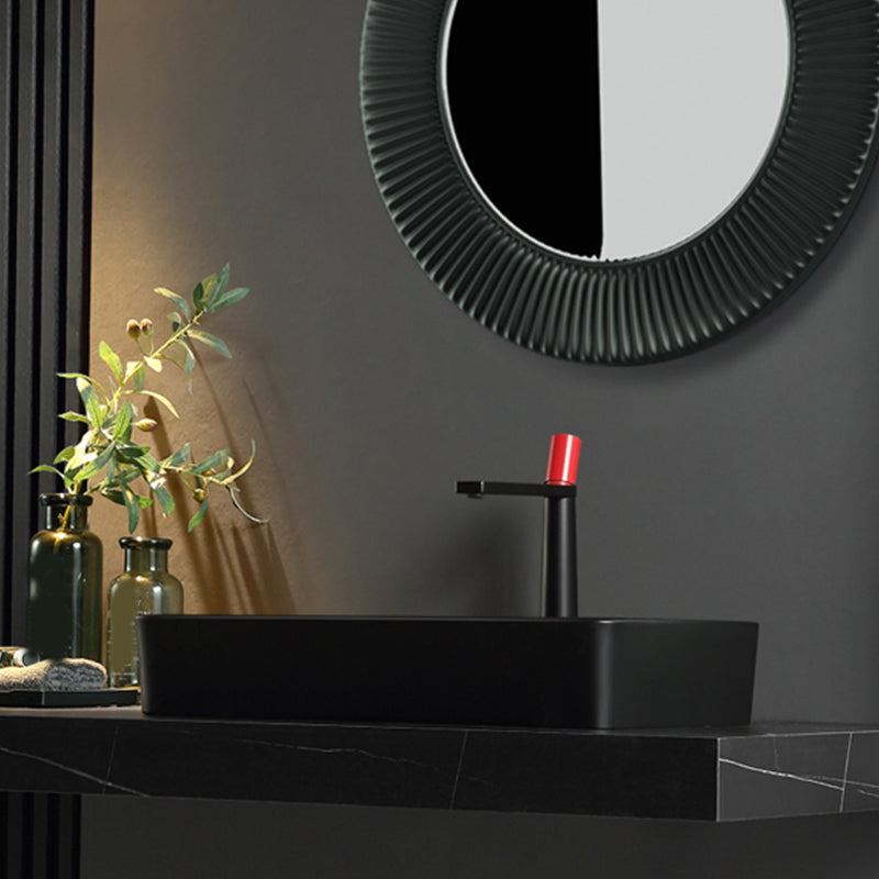 Modern Bathroom Sink Ceramic Oval White Basin Drain Assembly Bathroom Sink Clearhalo 'Bathroom Remodel & Bathroom Fixtures' 'Bathroom Sinks & Faucet Components' 'Bathroom Sinks' 'bathroom_sink' 'Home Improvement' 'home_improvement' 'home_improvement_bathroom_sink' 6743391