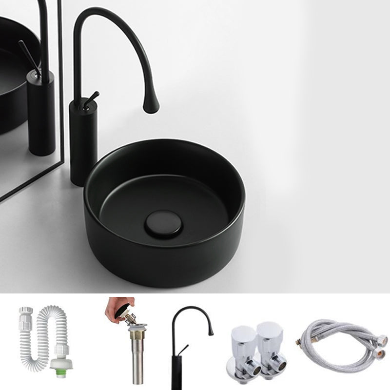 Bathroom Sink Oval Ceramic Basin Bathroom Sink with Drain Assembly 12"L x 12"W x 4"H Black Sink with Faucet Clearhalo 'Bathroom Remodel & Bathroom Fixtures' 'Bathroom Sinks & Faucet Components' 'Bathroom Sinks' 'bathroom_sink' 'Home Improvement' 'home_improvement' 'home_improvement_bathroom_sink' 6743479