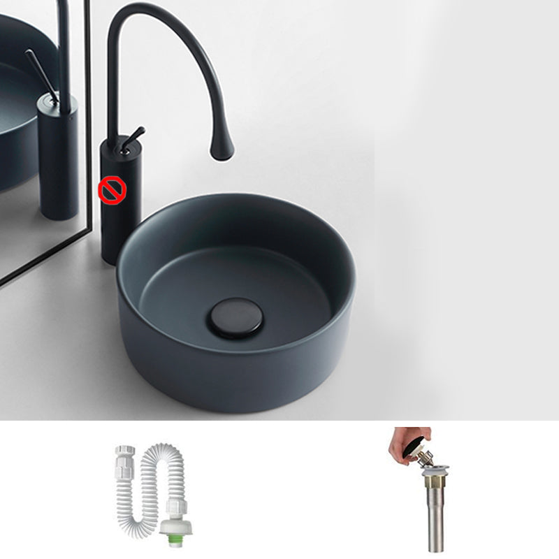 Bathroom Sink Oval Ceramic Basin Bathroom Sink with Drain Assembly 12"L x 12"W x 4"H Grey Sink Clearhalo 'Bathroom Remodel & Bathroom Fixtures' 'Bathroom Sinks & Faucet Components' 'Bathroom Sinks' 'bathroom_sink' 'Home Improvement' 'home_improvement' 'home_improvement_bathroom_sink' 6743504