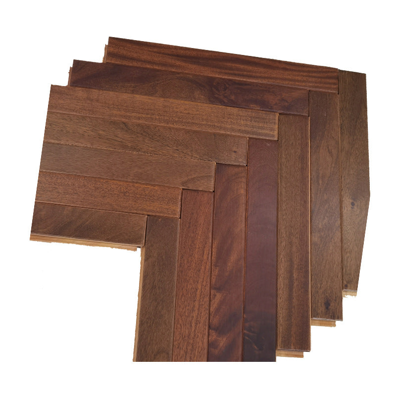 Modern Laminate Floor Natural Oak Textured Laminate Flooring Clearhalo 'Flooring 'Home Improvement' 'home_improvement' 'home_improvement_laminate_flooring' 'Laminate Flooring' 'laminate_flooring' Walls and Ceiling' 6744587